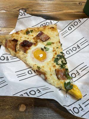 Breakfast pizza