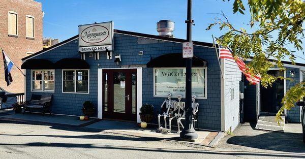 WaCo Diner exterior, decorated for Halloween