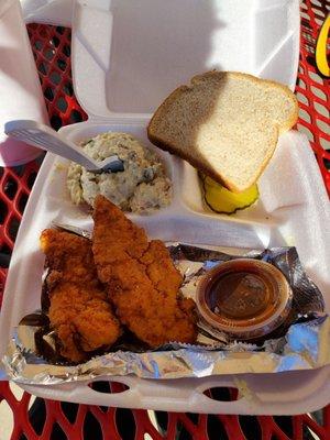 Let me begin with telling you these chicken tender are amazing juicy and the best part they were not drenched in oil i love it