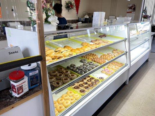 Lickin' Good Donuts and Coffee