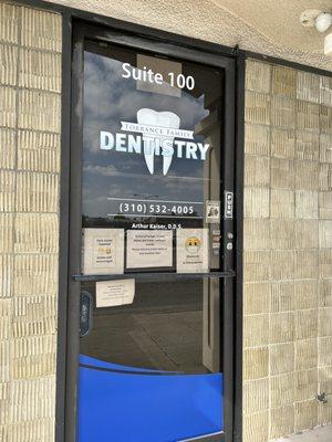 Entrance to Torrance Family Dental