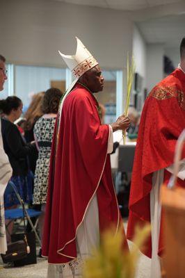 Bishop Jacques Fabre-Jeune leading the Mass commissioning Frassati as a Parish in the Diocese of Charlestion and installing Father David.