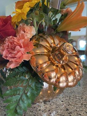 Beautiful pumpkin vase!