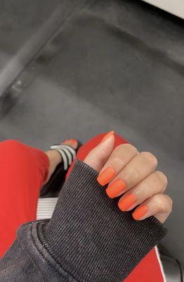 matte gel mani