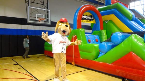 The Loudoun Hounds came for a visit at the Ashburn Village Sports Pavilion!