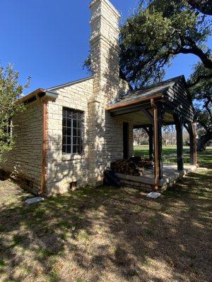 Copper gutter installation