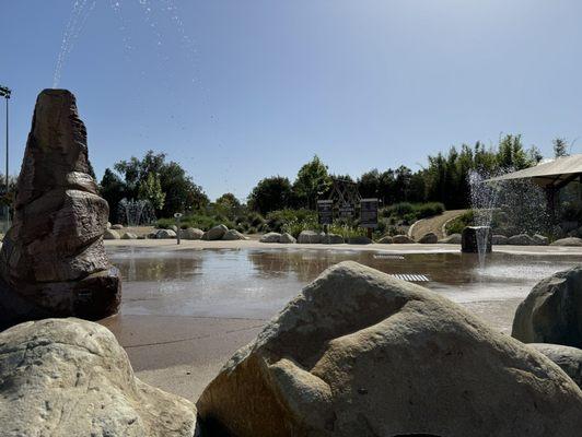 Splash pad