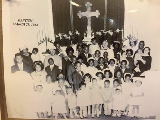 Pic of 1964 baptisms