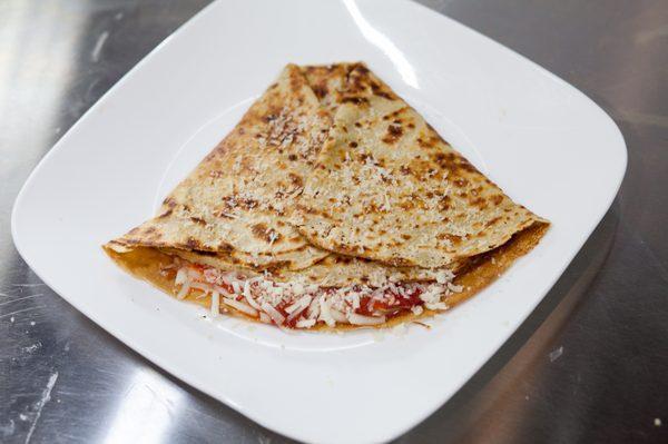 Cheese pizza crepe