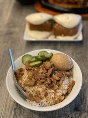 Taiwanese pork burger (2pc) Spiced Pork Over Rice