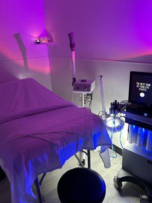 This is my go to place for Hydrafacials.