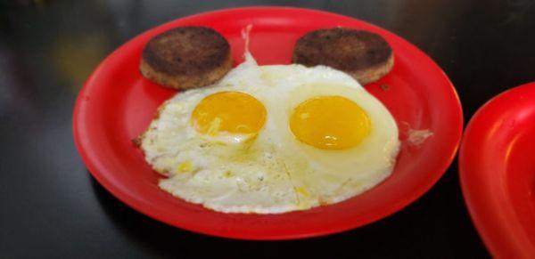 Look at all the undercooked white slime eggs more so on the right egg, a first for me.