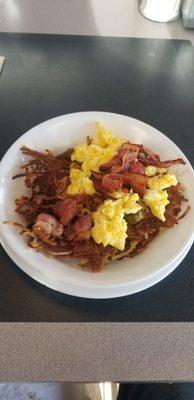 Bacon, egg & cheese hashbrown bowl