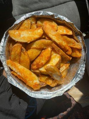 "Garlic" potato wedges