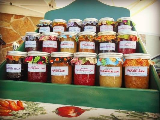 Local Jams! Puts Smuckers to shame.