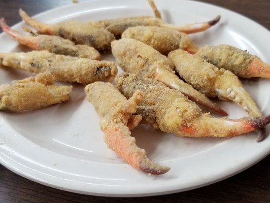 Wow! Crab fingers made a great appetizer!