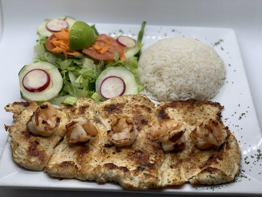 Chicken Breast w/shrimps - Pechuga con Camarones