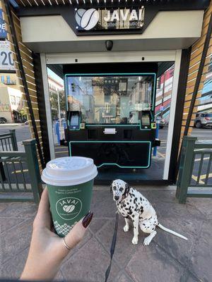 Hot hazelnut latte within seconds!