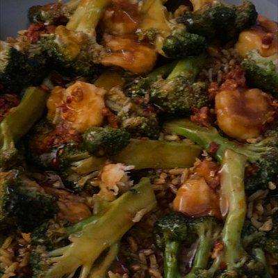 Shrimp and broccoli