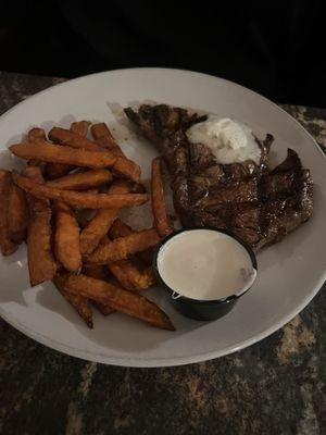 Ribeye sweet potato fried w marshmallow sauce