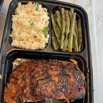 Salmon entree w/ rice and green beans