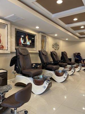 Pedicure stations