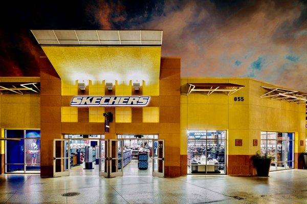 SKECHERS Warehouse Outlet