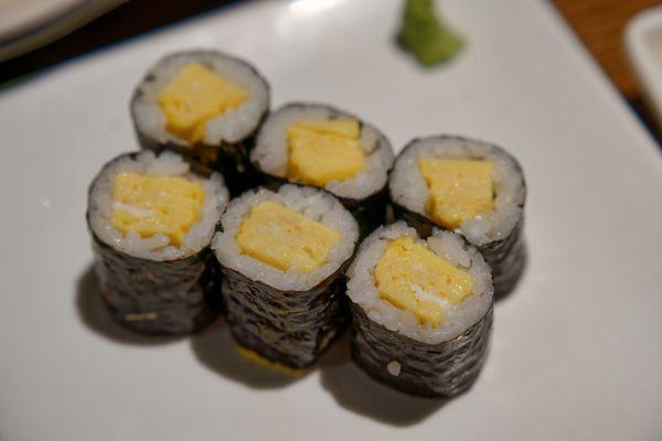 Tamago roll