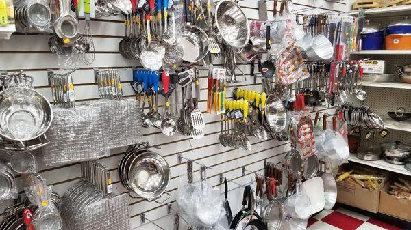 All sorts of cookware is also available!