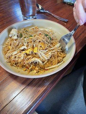 Pad Thai with chicken