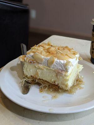 Ekmek (whipped cream, custard, filo pasty)