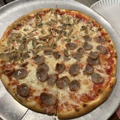 14", 1/2 Mushroom 1/2 Sausage