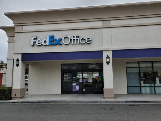 FedEx Office Print & Ship Center