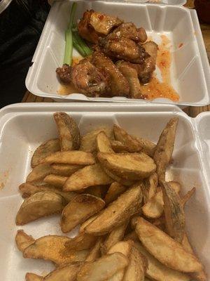 Thai chili wings & fries, both really good!