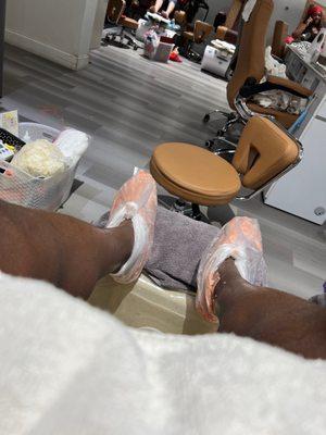 Deluxe Pedicure for men!