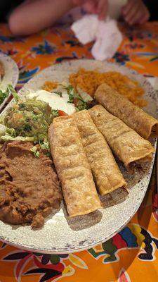 Flautas with carnitas