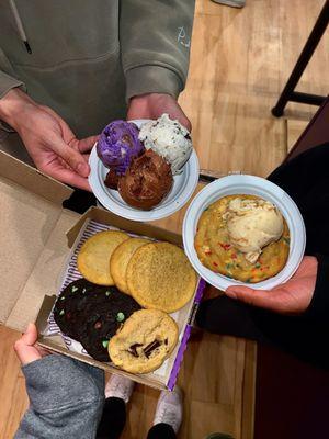 6-pack and Ice Cream on a Brownie and Ice Cream on a Deluxe Cookie