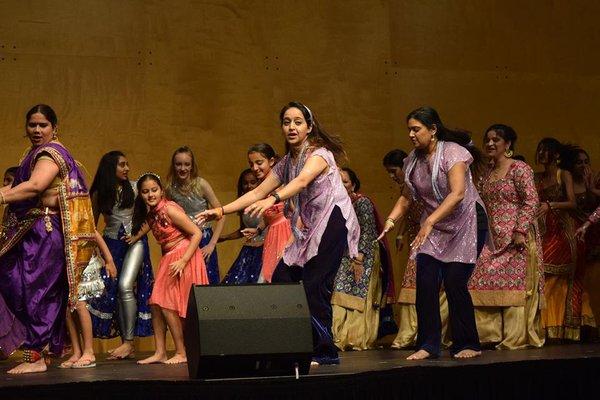 Mumbai Madness ZumBolly Soka Performance Flash Mob