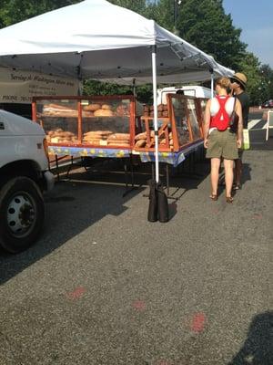 Bread vendor