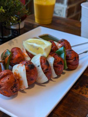 Tandoori momo chicken