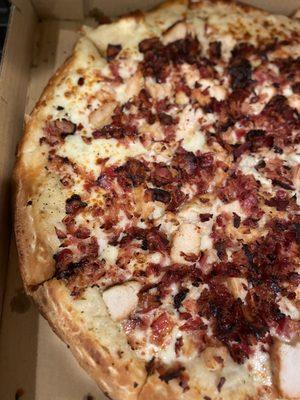 Chicken bacon with white sauce