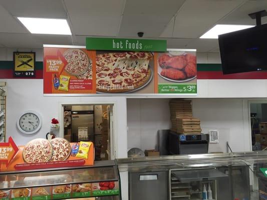 Pizza at 7 Eleven?