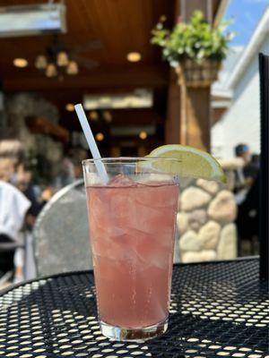 A lemonade vodka cocktail of some sort.