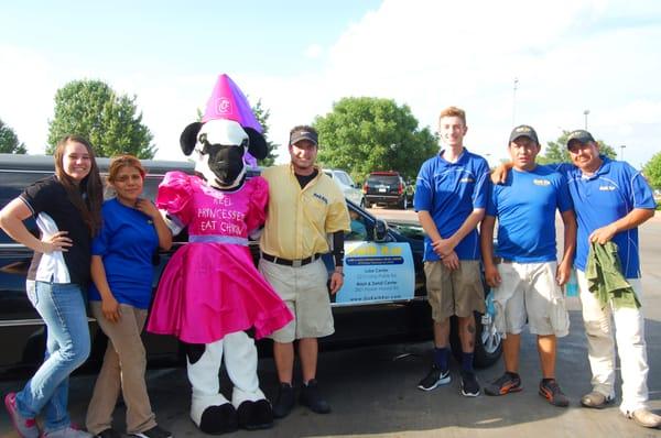 We had a blast helping with the Chick-fil-A Daddy-Daughter Dance! gokwikkar.com