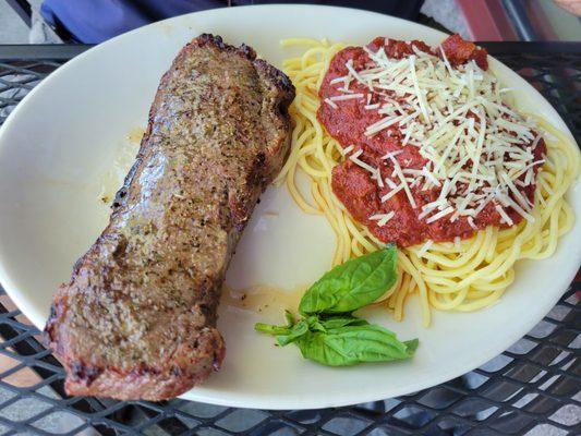 Steak & spaghetti