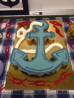 Anchor cupcake cake