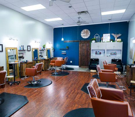 Luxe 405 Hair Studio