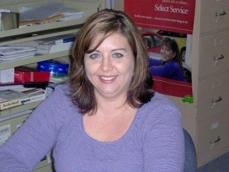 Tracey Renfro, Office Manager