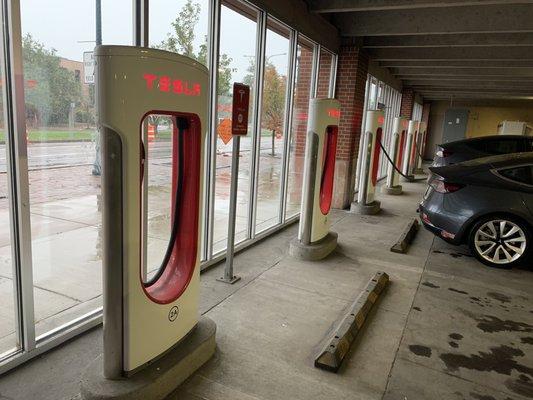 8 Superchargers in this indoor parking lot