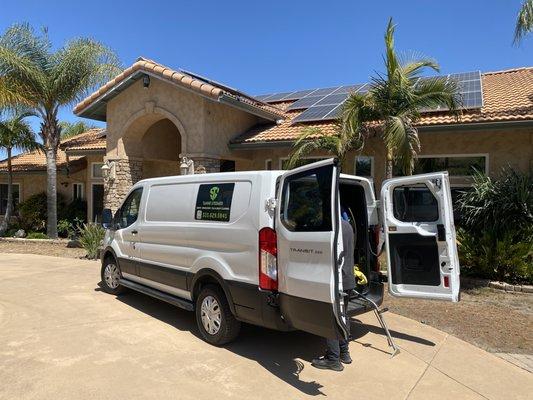 Travertine Tile and grout cleaning